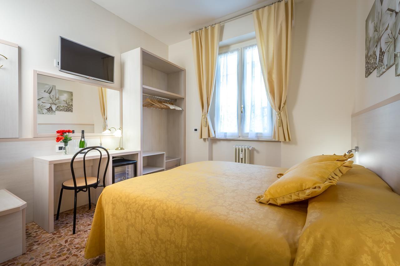 B&B Dolce Luna Florenţa Exterior foto